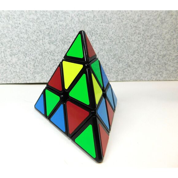 Vintage Pyraminx Puzzle Pyramid 3-D Rubiks Cube Twist - Picture 2 of 5